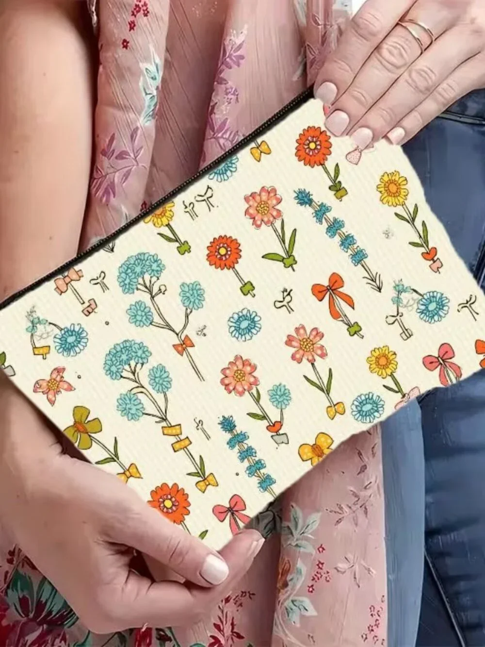Retro Multicolor Floral Makeup Bag